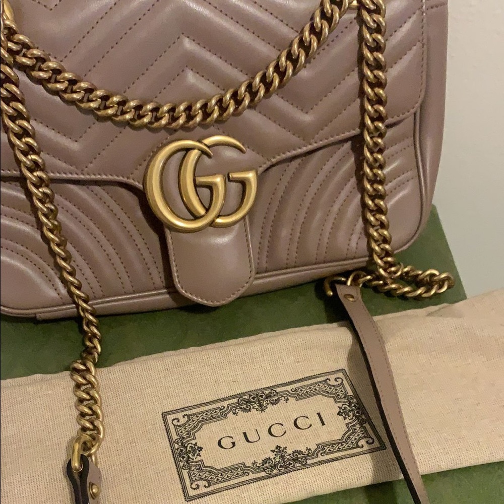 AUTHENTIC GG Marmont matelassé shoulder bag